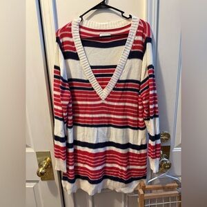 Avenue V Neck Sweater